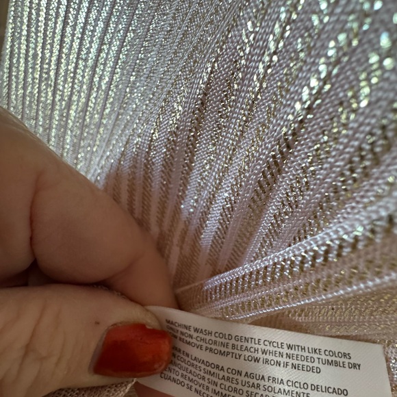 NWT  V-Neck BLUSH/GOLD  Shimmer Tie-Sleeve Top    LARGE    #K - Picture 6 of 9